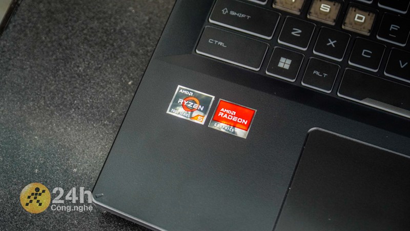 MSI Bravo 15 B7ED được trang bị chip Ryzen 5 7535HS của AMD