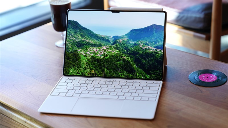 Màn hình Huawei MatePad Pro 13.2 inch mang đến chất lượng hiển thị rất tuyệt vời Màn hình Huawei MatePad Pro 13.2 inch mang đến chất lượng hiển thị rất tuyệt vời