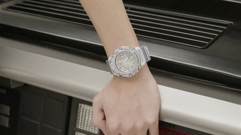 G-Shock Forgotten Future GA-2200FF-8ADR: Đồng hồ G-Shock dành cho nam! G-Shock Forgotten Future GA-2200FF-8ADR: Đồng hồ G-Shock dành cho nam!