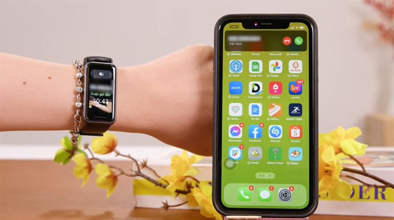 Vòng đeo tay thông minh realme Band 2 Đen 