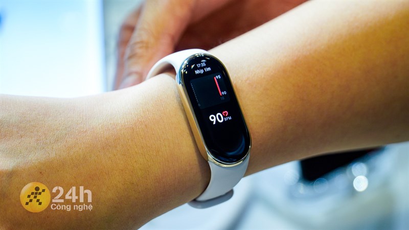 Tính năng sức khỏe vẫn cứ là đủ đầy trên Xiaomi Smart Band 8
