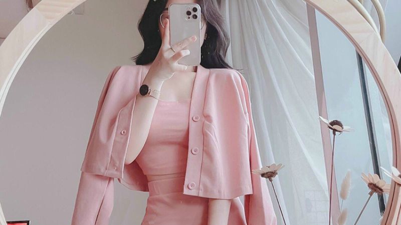 Áo cardigan croptop hồng