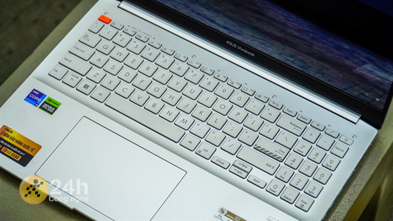 ASUS Vivobook Pro 16 OLED 2023 sở hữu bàn phím layout 98% rộng rãi ASUS Vivobook Pro 16 OLED 2023 sở hữu bàn phím layout 98% rộng rãi