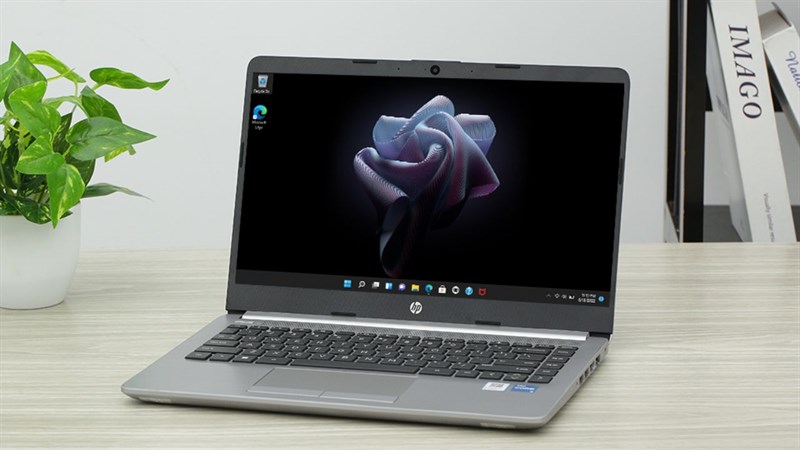 HP 240 G9 i3 (6L1X7PA)