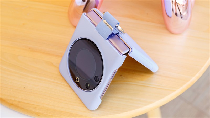 Tecno Phantom V Flip được trang bị vi xử lý Dimensity 8050 mạnh mẽ Tecno Phantom V Flip được trang bị vi xử lý Dimensity 8050 mạnh mẽ