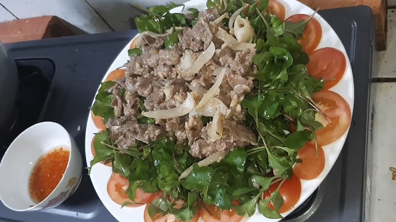 Japanese Lettuce with minced beef