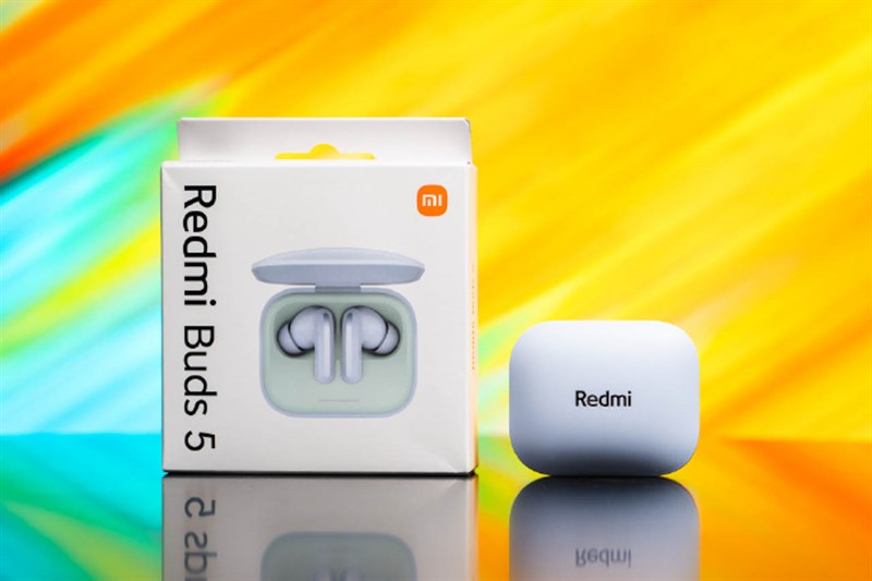 Trên tay Redmi Buds 5 Pro: Chất âm tốt, có chống ồn, pin dùng lâu