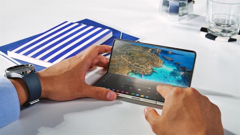 Hướng dẫn cách bật chế độ Flex trên Galaxy Z Fold5 Hướng dẫn cách bật chế độ Flex trên Galaxy Z Fold5