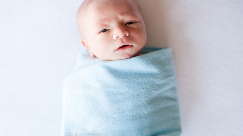 Swaddle (Quấn bé)