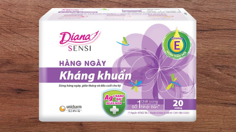 Băng vệ sinh hàng ngày Diana kháng khuẩn