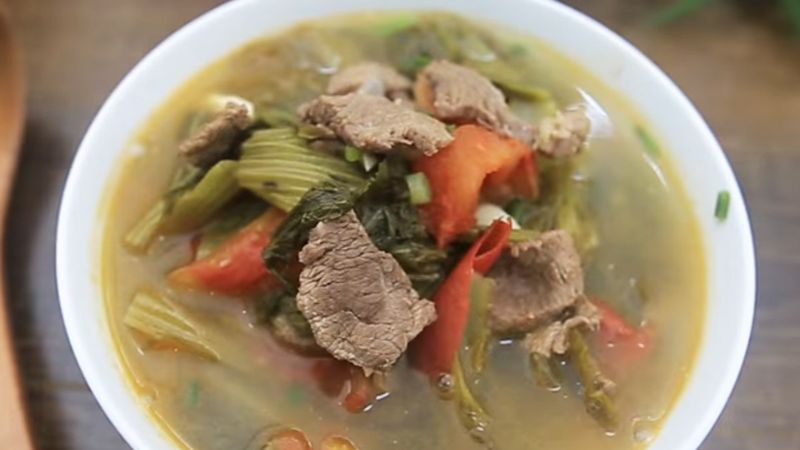 Canh dưa chua thịt bò