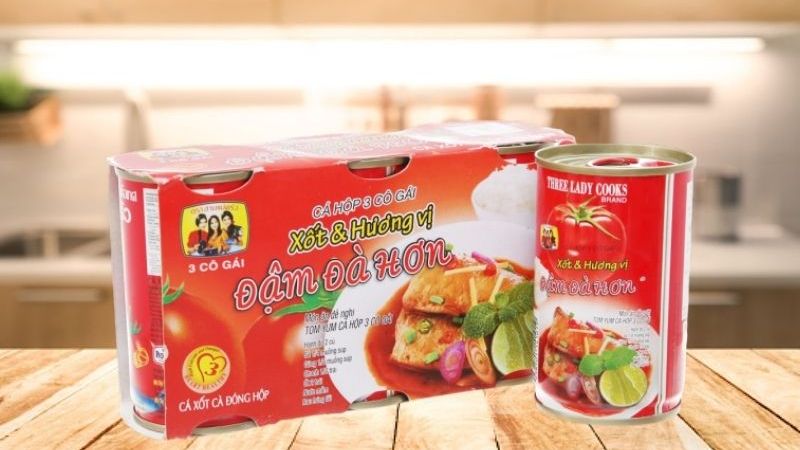 Cá mòi xốt cà chua nắp giật 3 Cô Gái hộp 155g (vị đậm đà)