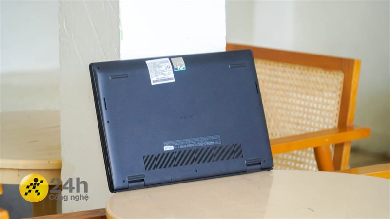 Dell Inspiron 3530 cần cải thiện khả năng tản nhiệt Dell Inspiron 3530 cần cải thiện khả năng tản nhiệt