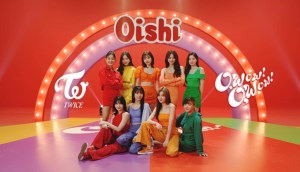 TWICE x Oishi tái hiện MV 'What is Love?' ra mắt chiến dịch ‘O WOW, O WOW’