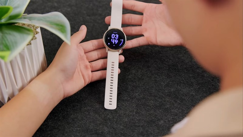 Nói vívoactive 5 là món phụ kiện xịn sò, không thể nào sai được.