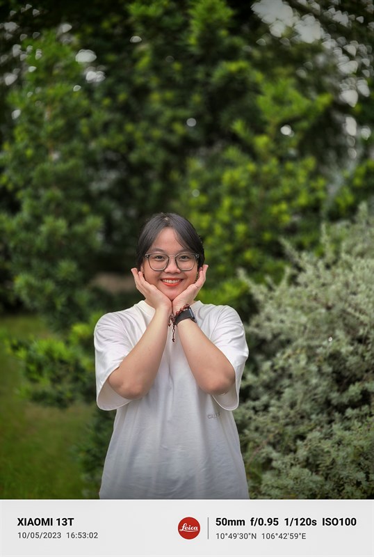 Ảnh chụp xóa phông Swirly bokeh với tiêu cự 50 mm