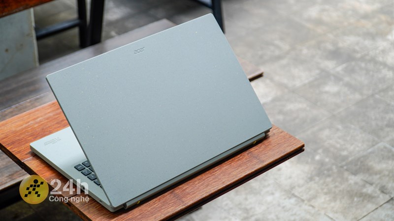 Acer Aspire Vero AV15 51 không chỉ đẹp mắt, mà còn chắc chắn Acer Aspire Vero AV15 51 không chỉ đẹp mắt, mà còn chắc chắn
