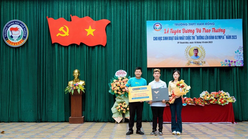 TGDĐ tặng Laptop HP Victus 16, vinh danh Quán quân Olympia 2023 Lê Xuân Mạnh