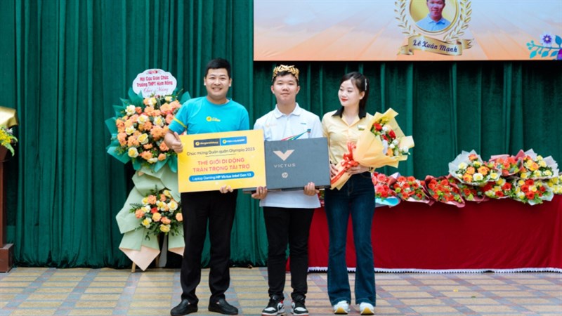 TGDĐ tặng Laptop HP Victus 16, vinh danh Quán quân Olympia 2023 Lê Xuân Mạnh