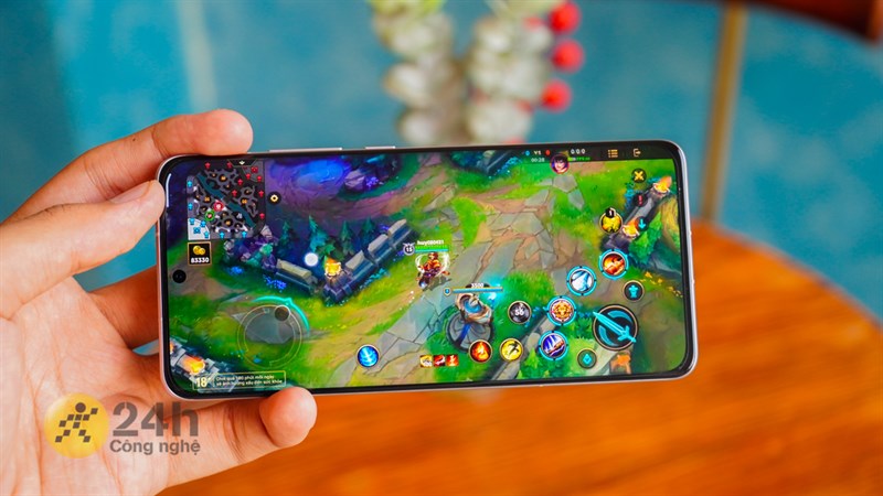 Xiaomi 12 5G: Điện thoại có camera selfie 32 MP, nên sắm kẻo lỡ!