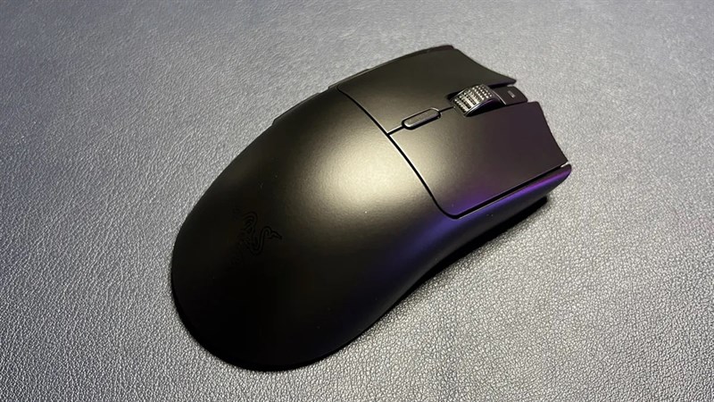 Razer Viper V3 Hyperspeed được trang bị cảm biến quang học hiện đại Razer Viper V3 Hyperspeed được trang bị cảm biến quang học hiện đại