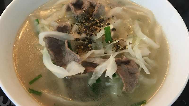 Beef and red cabbage soup