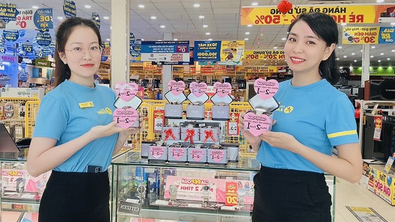 Không khí nhộn nhịp nơi các cửa hàng TGDĐ hưởng ứng ngày 20/10