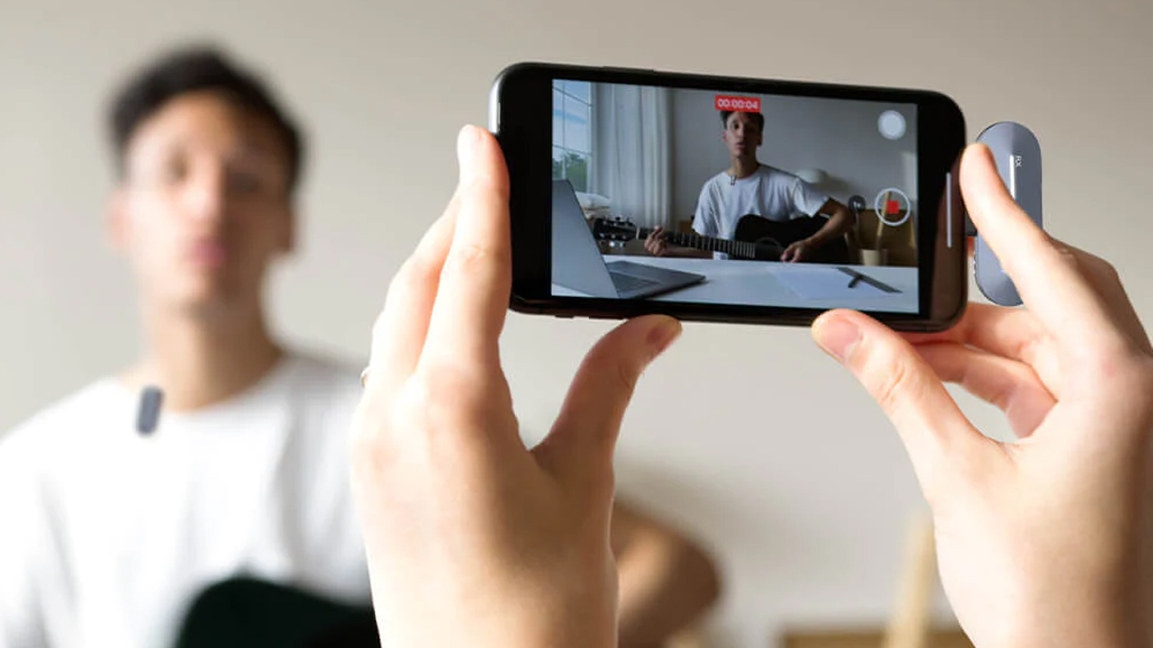 iPhone quay video bị rè