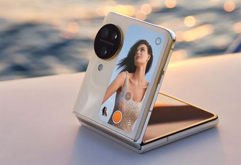OPPO Find N3 Flip là điện thoại gập vỏ sò đầu tiên có 3 camera OPPO Find N3 Flip là điện thoại gập vỏ sò đầu tiên có 3 camera