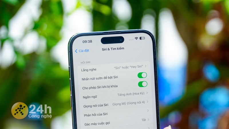 Một trong những điều mà mình thích trên iOS 17 là không cần phải đọc lệnh Hey Siri nữa mà chỉ cần Siri mà thôi