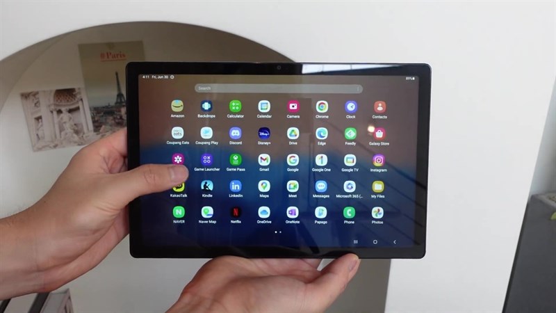 Galaxy Tab A10+ sẽ được trang bị mức dung lượng RAM là 4 GB, 8 GB và có bộ nhớ khởi điểm từ 128 GB cho đến 256 GB Galaxy Tab A10+ sẽ được trang bị mức dung lượng RAM là 4 GB, 8 GB và có bộ nhớ khởi điểm từ 128 GB cho đến 256 GB