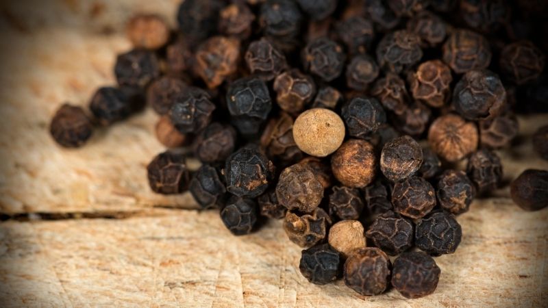 Giá tiêu thế giới