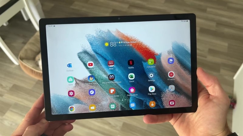 Galaxy Tab A10 sẽ sử dụng tấm nền IPS LCD, kích thước 8.7 inch, độ phân giải HD+. Galaxy Tab A10 sẽ sử dụng tấm nền IPS LCD, kích thước 8.7 inch, độ phân giải HD+.