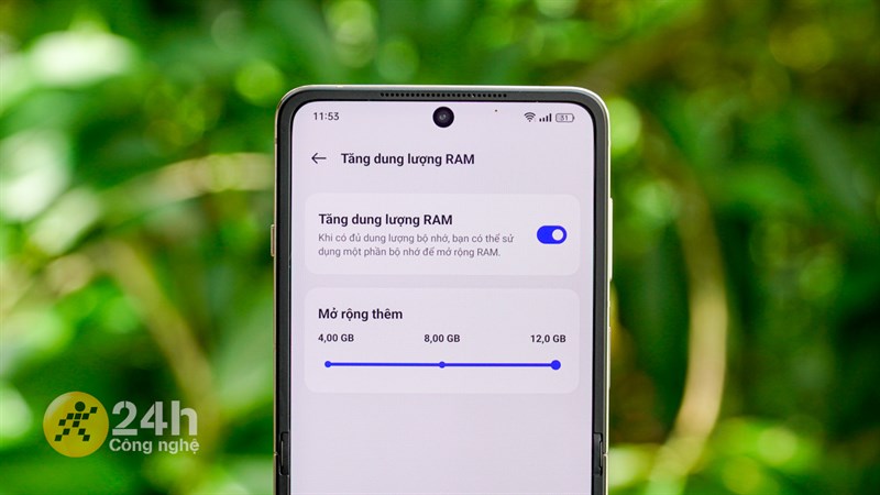 OPPO Find N3 Flip còn được trang bị dung lượng RAM lên đến 24 GB (12 GB RAM chính + 12 GB RAM ảo) OPPO Find N3 Flip còn được trang bị dung lượng RAM lên đến 24 GB (12 GB RAM chính + 12 GB RAM ảo)