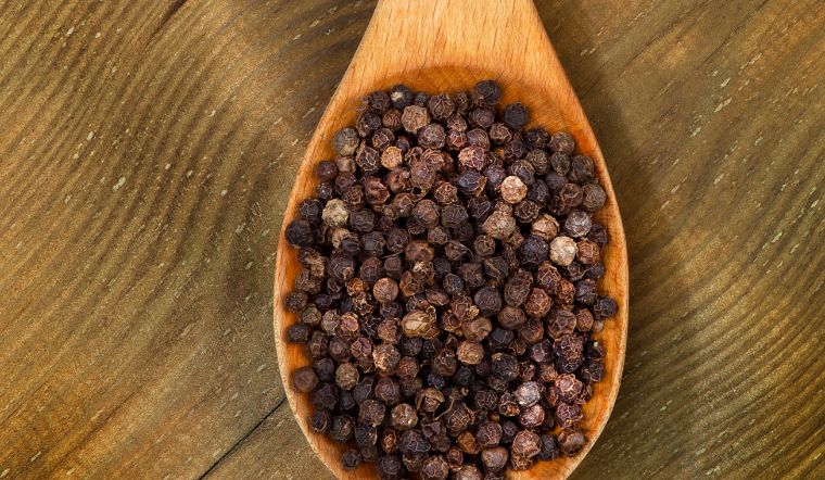 Giá tiêu hôm nay 18/10/2023: Duy trì mức thu mua cao nhất là 70.500 đồng/kg