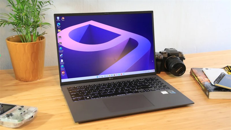 Mua laptop LG tặng tai nghe hoặc màn hình mở rộng trị giá hơn 9 triệu