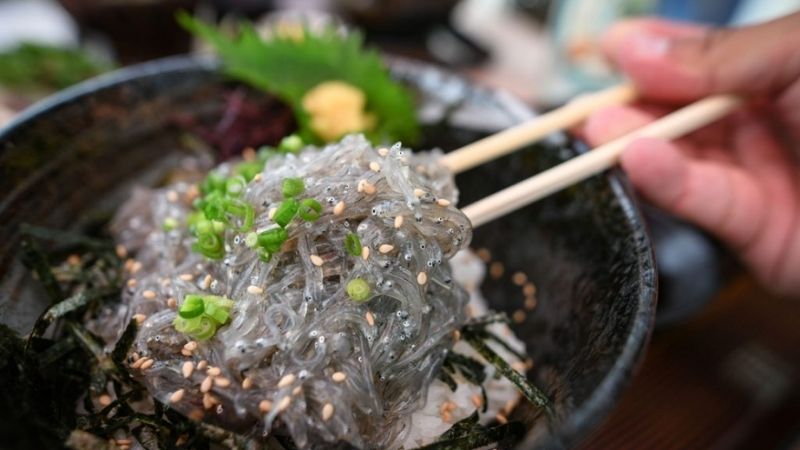 Cá cơm Nhật Bản giàu canxi