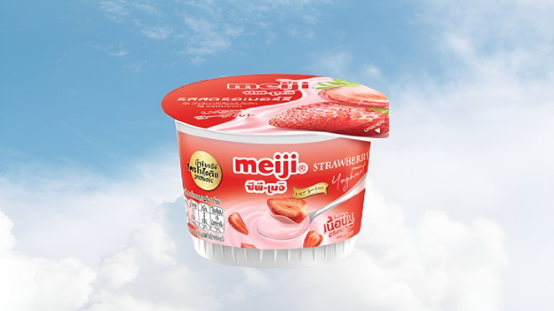 Sữa chua Meiji hương vị dâu tây