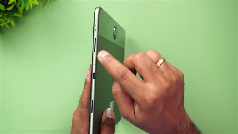 Trên tay OnePlus Pad Go