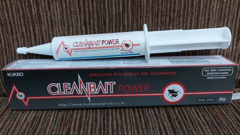 Cleanbait Power cockroach control product from Germany