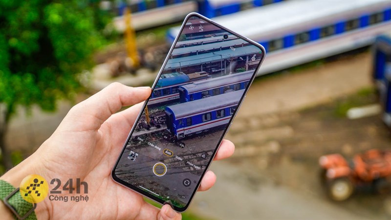 Điểm nổi bật ở khả năng nhiếp ảnh của Vivo V29e là camera selfie 50 MP Điểm nổi bật ở khả năng nhiếp ảnh của Vivo V29e là camera selfie 50 MP
