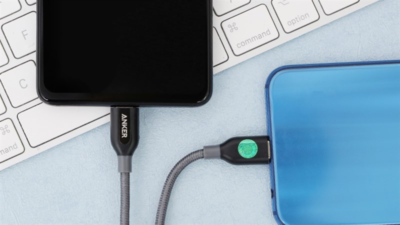 Tốc độ truyền dữ liệu trên Type-C lên đến 5 GB/s