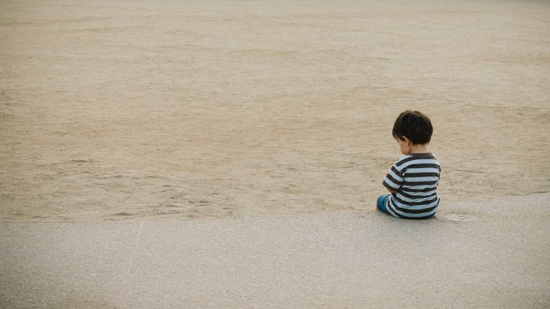 Signs of an introverted child
