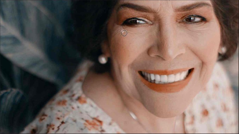 Cách xoá nếp nhăn trong Photoshop