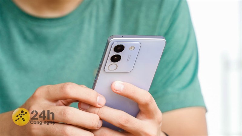 Dù bị giảm đôi chút nhưng tốc độ sạc nhanh trên vivo V29e vẫn cực tốt Dù bị giảm đôi chút nhưng tốc độ sạc nhanh trên vivo V29e vẫn cực tốt