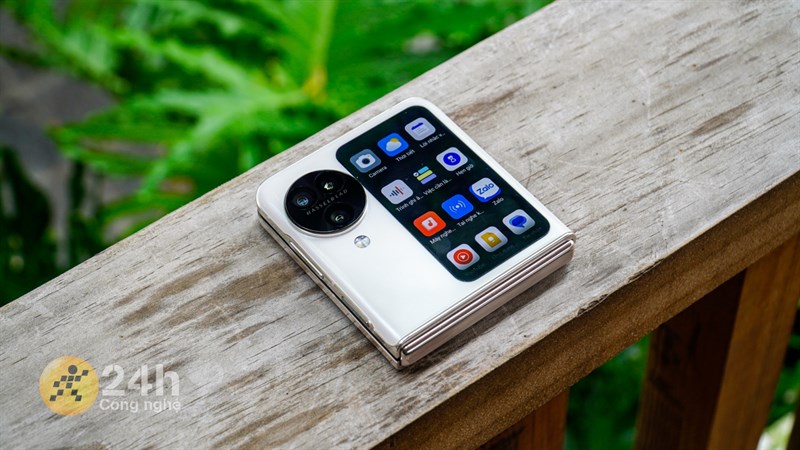 Màn hình phụ của OPPO Find N3 Flip năm nay theo mình là đã được tối ưu tốt hơn