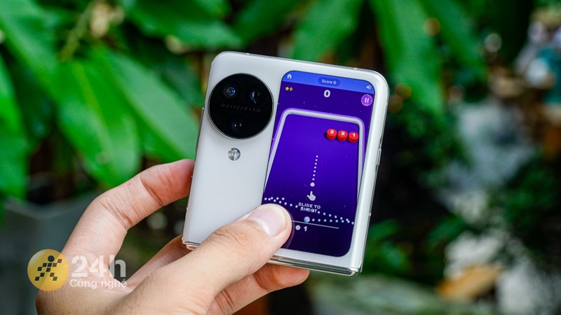 Chơi game mặc định mà OPPO chờ sẵn