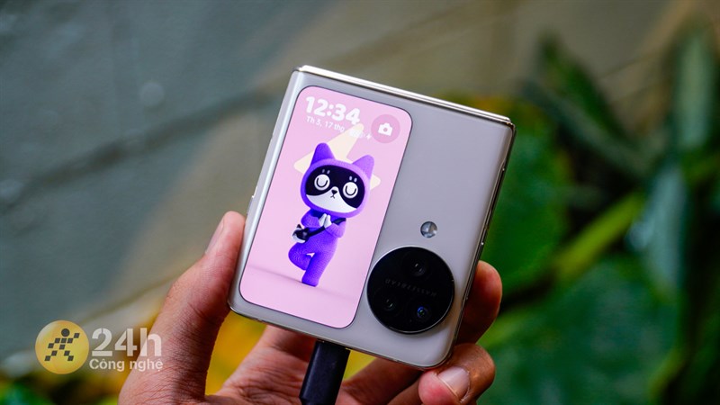 OPPO Find N3 Flip vẫn có chất lượng hiển thị tốt và tối ưu hiệu quả