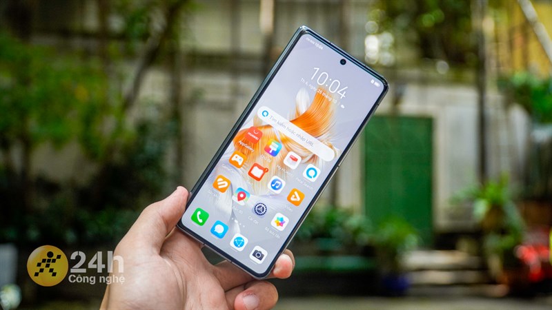 Màn hình ngoài của Huawei Mate X3 mang lại trải nghiệm hiển thị rất tốt Màn hình ngoài của Huawei Mate X3 mang lại trải nghiệm hiển thị rất tốt