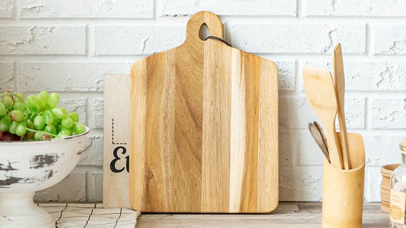Bacteria have little ability to grow on wooden cutting boards